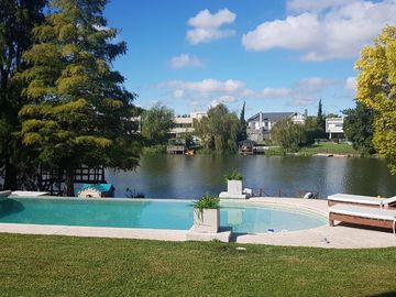 FABULOSA CASA RESIDENCIAL - Los Castores Nordelta