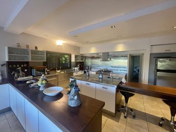 FABULOSA CASA RESIDENCIAL - Los Castores Nordelta