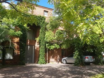 FABULOSA CASA RESIDENCIAL - Los Castores Nordelta