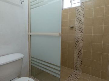 Casa en Venta en Los Héroes México, Ciénega de Flores | 2 Recámaras, Patio y Coc