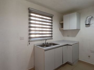Casa en Venta en Los Héroes México, Ciénega de Flores | 2 Recámaras, Patio y Coc