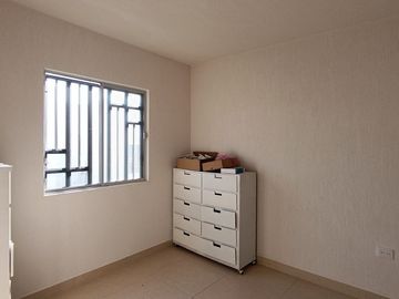 Casa en Venta en Los Héroes México, Ciénega de Flores | 2 Recámaras, Patio y Coc