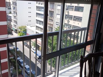 Alquiler Departamento 2 ambientes zona centro.