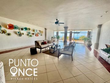 Departamento de lujo en venta en playa royale nuevo Vallarta