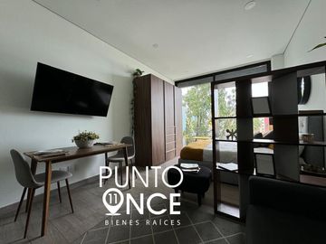 Loft con balcón en venta en Av. Revolución.