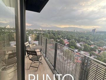 Loft con balcón en venta en Av. Revolución.
