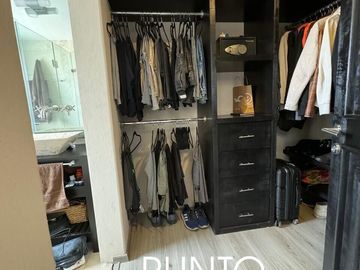 San Jerónimo.- Casa en venta con dos departamentos independientes