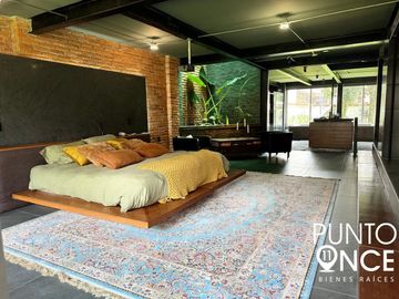 San Jerónimo.- Casa en venta con dos departamentos independientes