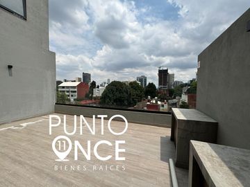 Loft con balcón en venta en Av. Revolución.