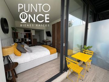 Loft con balcón en venta en Av. Revolución.