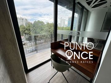 Loft con balcón en venta en Av. Revolución.