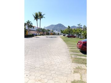 VENTA CASA JOYAS DEL MARQUES LLANO LARGO ACAPULCO
