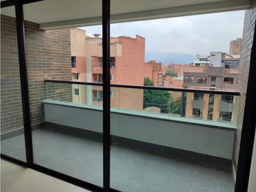 Apartamento en Venta en Laureles