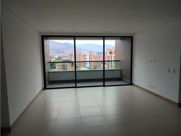 Apartamento en Venta en Laureles