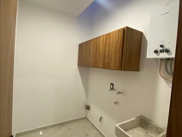 CASA EN VENTA LOS ROBLES
