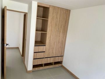 Casa de tres pisos en venta Barrio Las Mercedes Palmira Valle Colombia