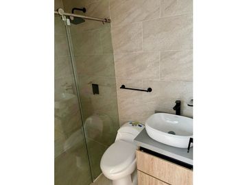 Casa de tres pisos en venta Barrio Las Mercedes Palmira Valle Colombia