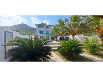 SE VENDE HERMOSA CABANA EN SANTA VERONICA