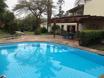 BELLA CASA CON PISCINA Y TERRAZAS EN EXCELENTE UBICACIÓN EN RINCONADA