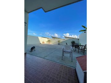 LAS CUMBRES / PH VISTAS DEL LAGO / 3 HABITACI. / 267m2 / TERRAZA / YG