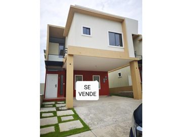 LAS CUMBRES / PH VISTAS DEL LAGO / 3 HABITACI. / 267m2 / TERRAZA / YG
