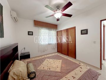 OPORTUNIDAD! Se Vende Casa de esquina Altos del María