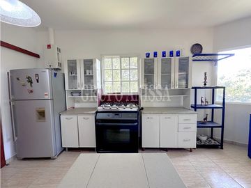 OPORTUNIDAD! Se Vende Casa de esquina Altos del María