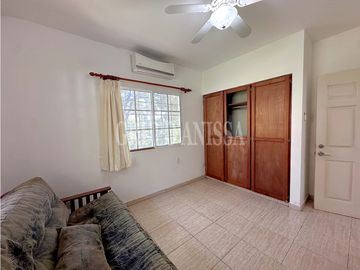 OPORTUNIDAD! Se Vende Casa de esquina Altos del María