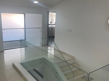 Venta De Casa, Local, Sur De Cali, Ciudad Jardin