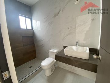 Casa Nueva en Venta en Privanzas Mirasierra
