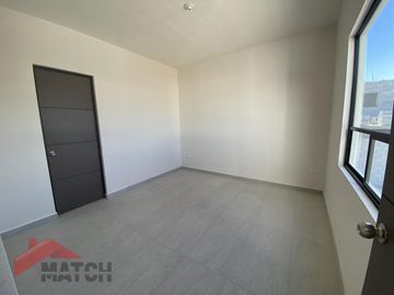 Casa en Venta en Privanzas Mirasierra