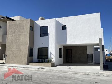 Casa en Venta en Privanzas Mirasierra