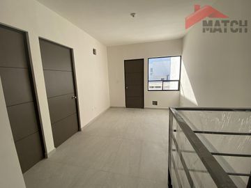 Casa en Venta en Privanzas Mirasierra
