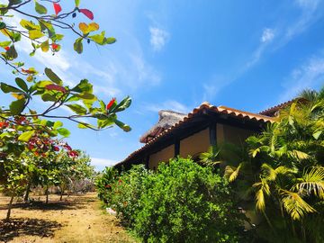 EN VENTA VILLA CARELLI SANTA ELENA, EL TULE, PUERTO ESCONDID, OAXACA