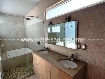 CASA EN VENTA EN MISIÓN CONCÁ