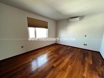 CASA EN VENTA EN MISIÓN CONCÁ