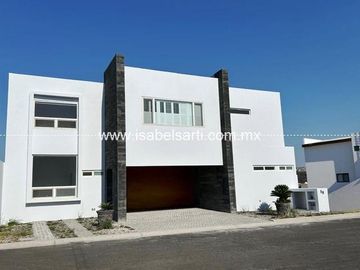 CASA EN VENTA EN MISIÓN CONCÁ