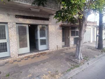 Casa PH en venta en Ramos Mejia Sur