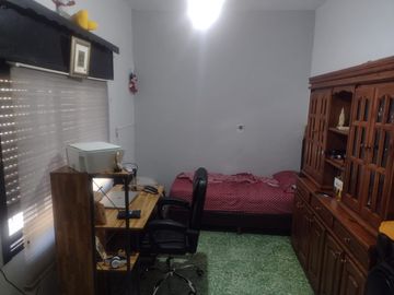 Casa para 2 Familias en venta en Berazategui Oeste