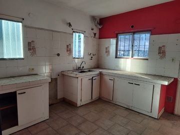 Casa para 2 Familias en venta en Berazategui Oeste