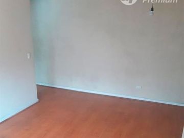 Departamento en Venta en Cercano a metro Santa Lucía, entre Curicó y Antonio Tocornal