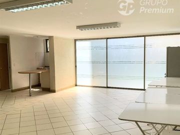 Departamento en Venta en Cercano a metro Santa Lucía, entre Curicó y Antonio Tocornal