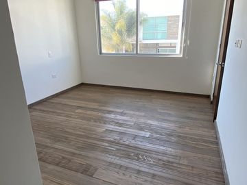 Venta casa en Fracc. Altavista. Entrada a Lomas I, Periférico y Atlixcayotl