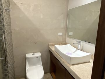 Venta casa en Fracc. Altavista. Entrada a Lomas I, Periférico y Atlixcayotl