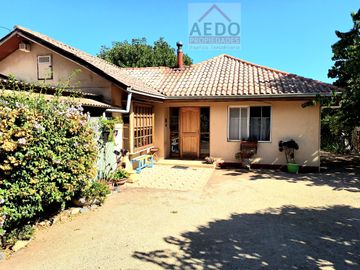 Se Vende Casa con Gran Terreno Urbano, comuna de La Cruz