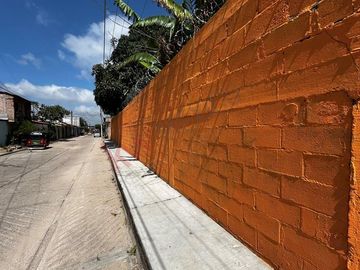 Casa en esquina con terreno de 490 m2 en COITA en VENTA