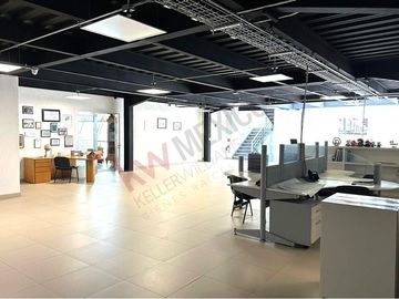 Venta de Espacio Corporativo en excelente ubicación de Qro
