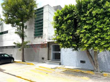 Venta de Espacio Corporativo en excelente ubicación de Qro