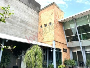 Venta de Espacio Corporativo en excelente ubicación de Qro
