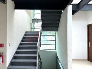 Venta de Espacio Corporativo en excelente ubicación de Qro